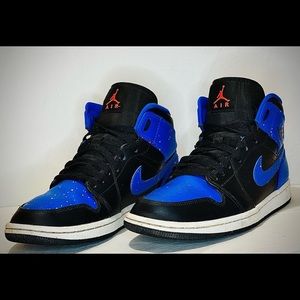 Jordan 1 mid Royal Paint Splatter